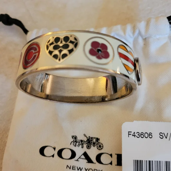 Coach Poppy Multi Heart Floral Bangle Bracelet - Picture 2 of 5